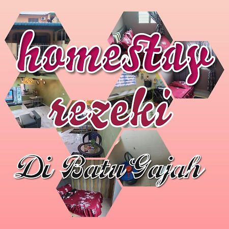 Homestay Rezeki Batu Gajah Kültér fotó