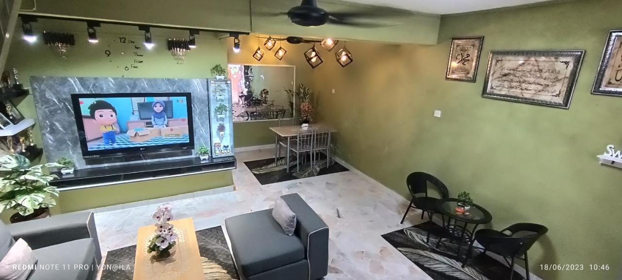 Homestay Rezeki Batu Gajah Kültér fotó